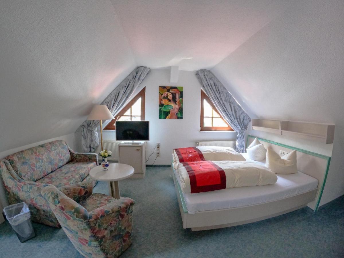 Hotel Diana Schonwalde-Glien Zewnętrze zdjęcie