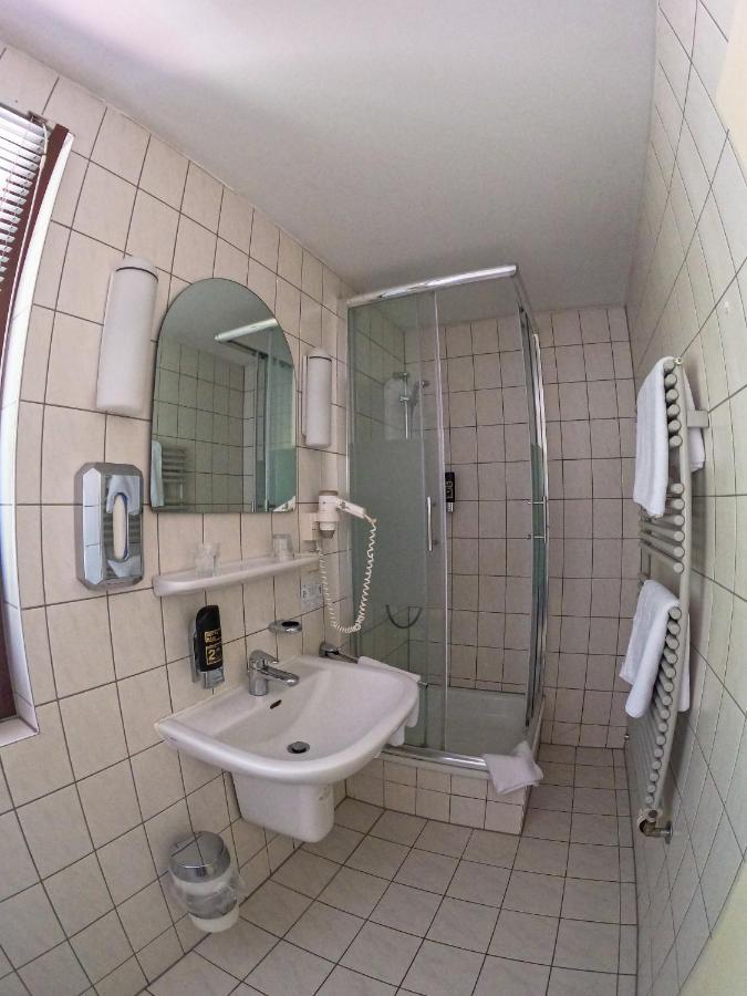 Hotel Diana Schonwalde-Glien Zewnętrze zdjęcie