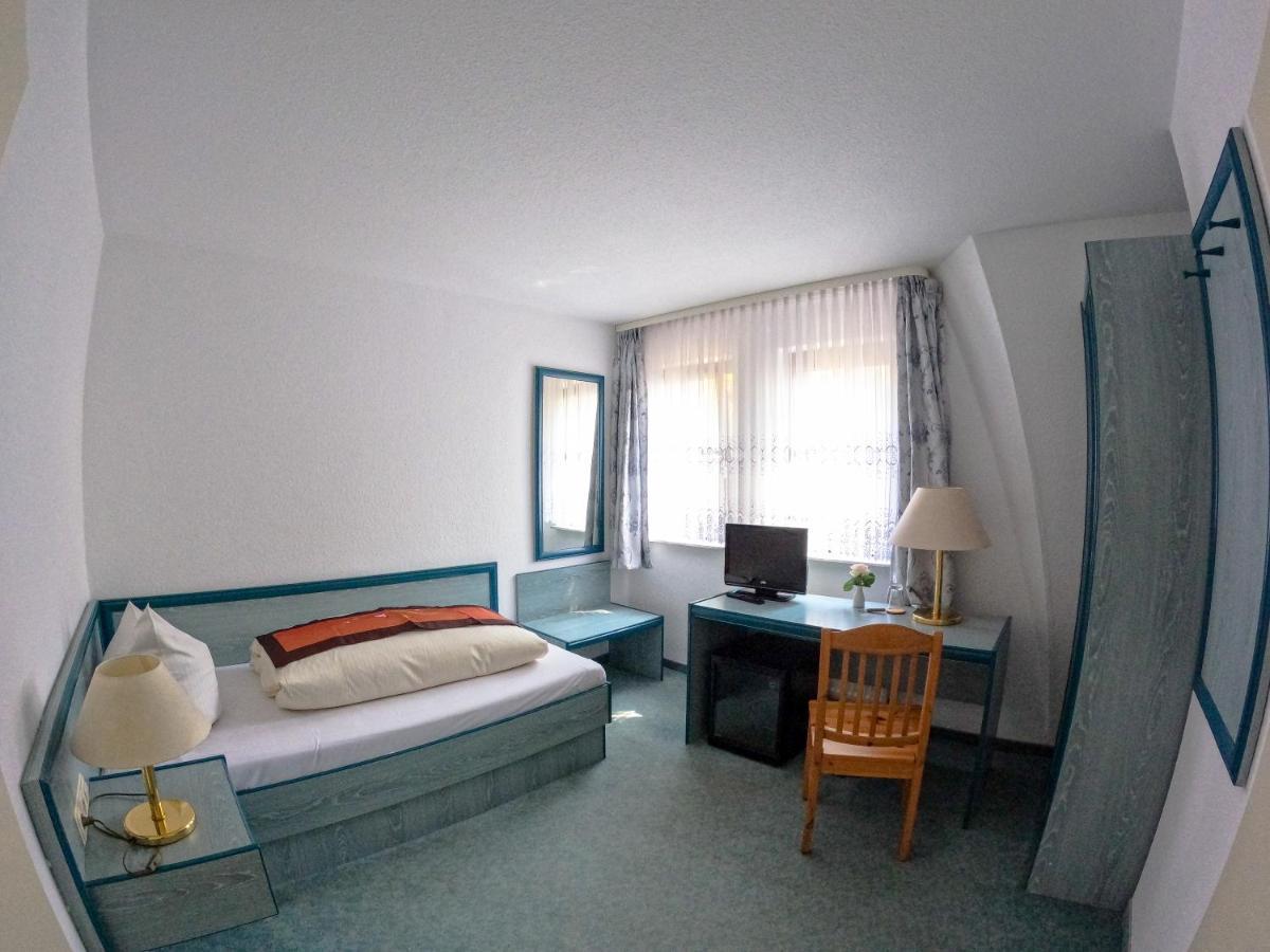 Hotel Diana Schonwalde-Glien Zewnętrze zdjęcie